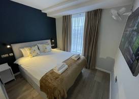 Smart Hyde Park View 5