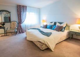 Hotel & Restaurant Zum Vater Rhein 2