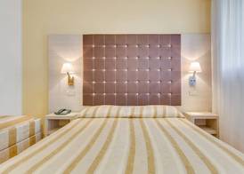 Hotel Ambassador 5