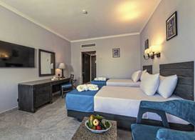 Invidia Coral Beach Tiran 2