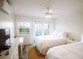 Hope Town Inn & Marina 2
