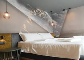 Flos Hotel 5