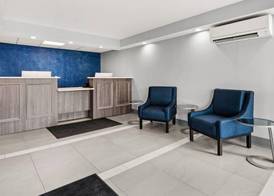 Baymont by Wyndham Batavia - Darien Lake 3