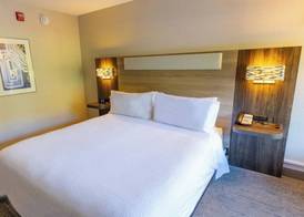 Holiday Inn Express NEPTUNE by IHG 2