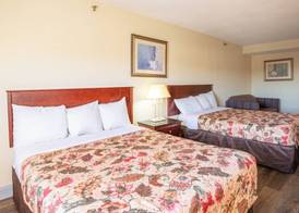 Dominion Inn and Suites 5