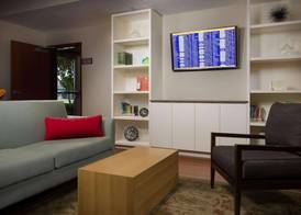 Country Inn & Suites by Radisson, Portland International Airport, OR 2