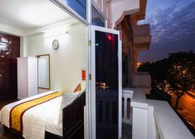 Phuong Trang Hotel 5