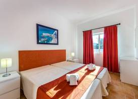 Apartamentos Turísticos Pateo Village 4
