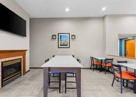 Quality Inn Rochester South 4