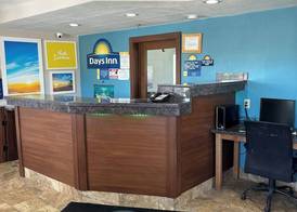 Days Inn by Wyndham Ames 2