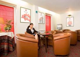 Hotel Mermoz Paris Le Bourget 2