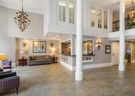 Best Western Plus St. Christopher Hotel 2