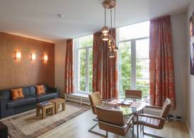 Dutch Masters Short Stay Apartments 3