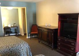 Days Inn by Wyndham Camarillo - Ventura 3