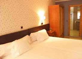 Hotel Arco Navia 4
