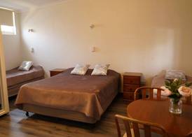Country Motor Inn 5