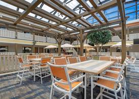 Best Western Plus Dubuque Hotel and Conference Center 3