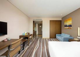 Holiday Inn Express Hangzhou Huanglong by IHG 3