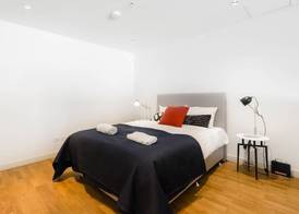 EVAN, 1BDR Southbank Apartment 2