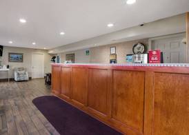 SureStay Hotel by Best Western Manning 4
