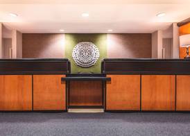 Fairfield Inn & Suites Redding 3