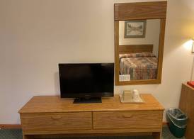 PINE VALLEY MOTEL 2