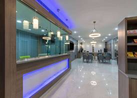 Days Inn & Suites by Wyndham Downtown/University of Houston 4