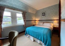 Kings Arms Hotel 5