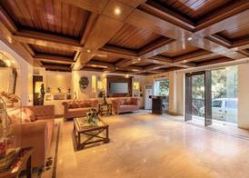 Hotel Emperor Palms at Karol Bagh 4