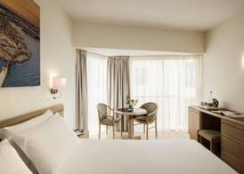 The Diplomat Hotel 5