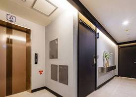 Billy Hotel 2
