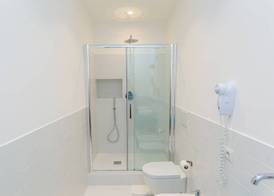 Sorrento Pool&Suites 5