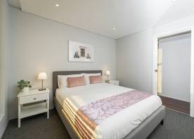 Oaks Adelaide Horizons Suites 4