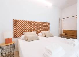 Eva Recommends Castellar Pool & Terrace 3