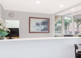 Howard Johnson by Wyndham Vero Beach / Downtown 2