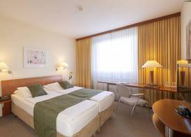 Globana Airport Hotel 5