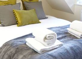RC Airport Rooms 5