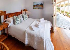 The Habit Guesthouse 4