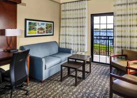 Courtyard by Marriott Riverfront New Bern 4