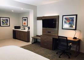 Holiday Inn Express & Suites FREMONT - MILPITAS CENTRAL by IHG 4