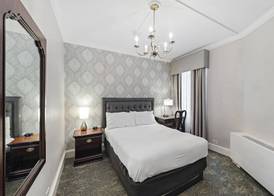 Hawthorne Hotel 5