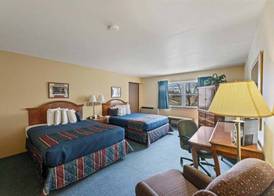 Iron Ridge Inn Motel 2