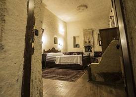 Vineyard Cave Hotel 2