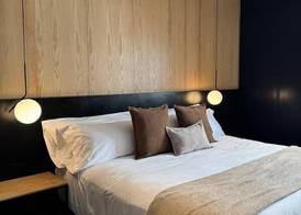 Hotel Aló Degollado 5