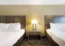 SureStay Plus Hotel by Best Western Sacramento North 4
