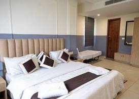 Hotel Suburban 5