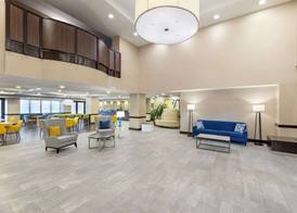 Comfort Inn & Suites Arlington Heights - Schaumburg 2