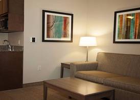 Holiday Inn Express & Suites WICHITA NORTHEAST by IHG 3