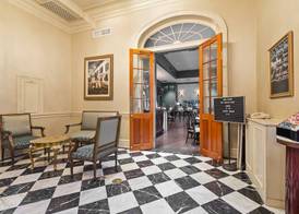 Hotel Provincial 3