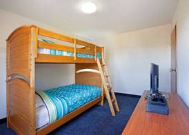 Holiday Inn Express & Suites ST. JOSEPH LAKEFRONT by IHG 2